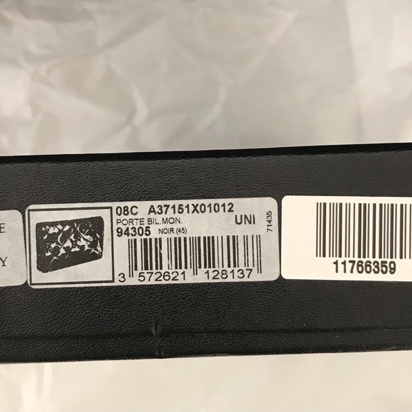 Excellent condition Chanel Lucky Symbols Billfold Patent Wallet - Picture 12 of 12